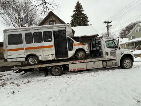 Ali's Towing Inc. - photo 4