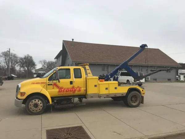 Brady's Towing and Recovery - photo 4