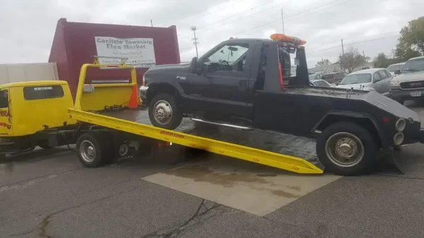 DYMS Towing LLC - photo 3