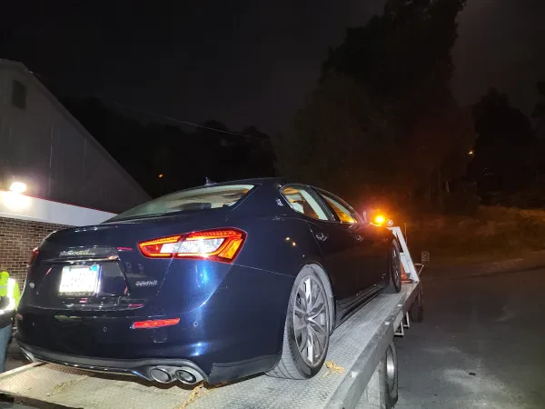 MOS ROADSIDE TOWING AND REPAIRS - photo 4
