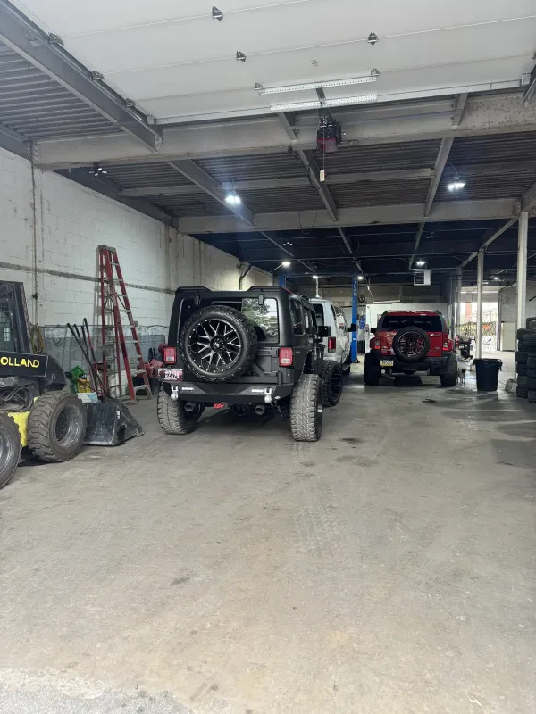 Chilangos HBG Towing and Auto Repair Services - photo 3
