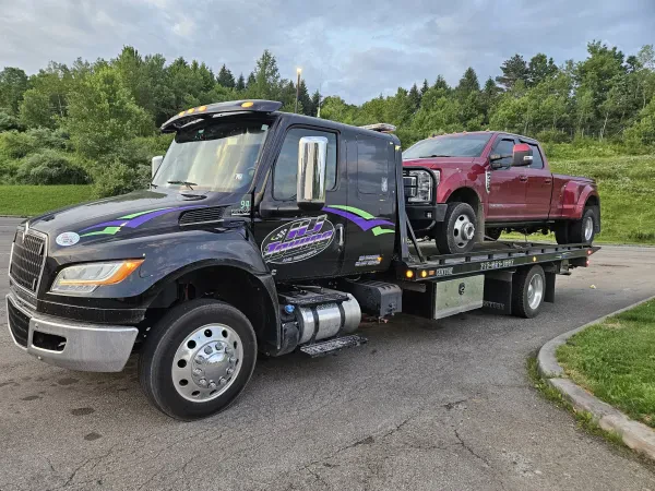 HJ Towing & Recovery - photo 2