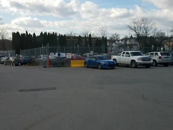 Denaples Auto Parts - photo 2
