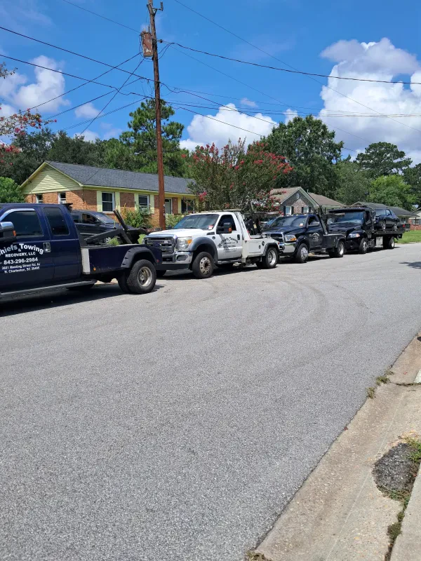 Chief's Towing & Recovery LLC - photo 4