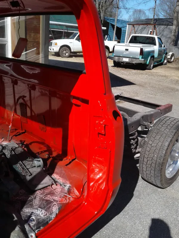 Howard's Inc Body Shop & Wrecker - photo 2
