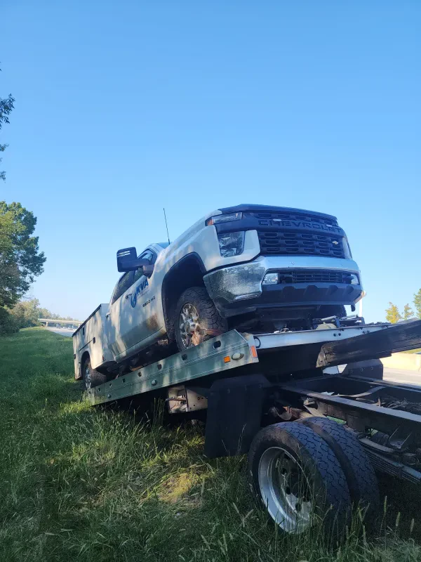 Roadrunner & Towing Services LLC. - photo 3
