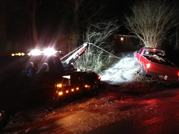 Steve's Towing, LLC - photo 3
