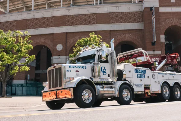 Chestnut Street Transport and Recovery - photo 2