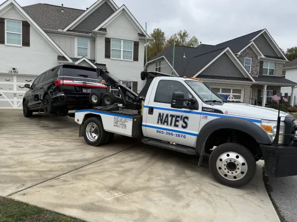 Nates Towing and Repair - photo 3