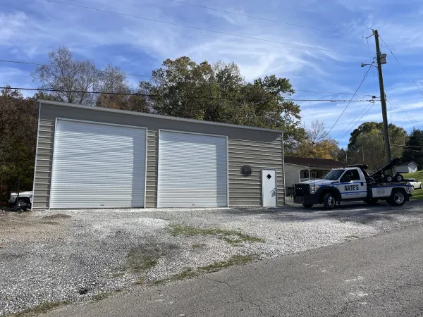 Nates Towing and Repair - photo 4
