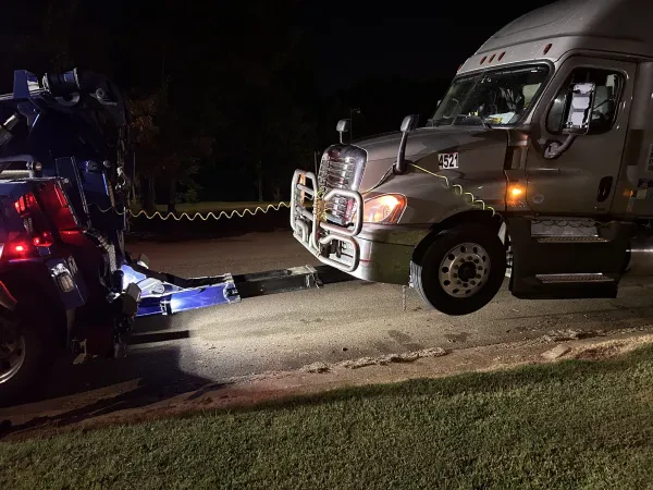 Mace's 24 Hour Towing & Recovery - photo 3