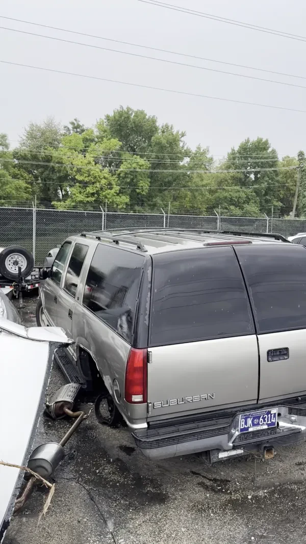 Franks Towing Service - photo 3
