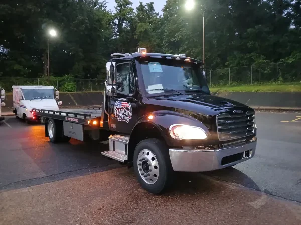Flag city towing inc - photo 4