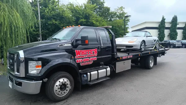 White's Towing & Recovery - photo 2