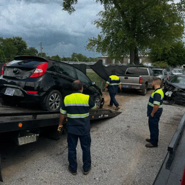 MANNY'S TOWING AND RECOVERY - photo 3
