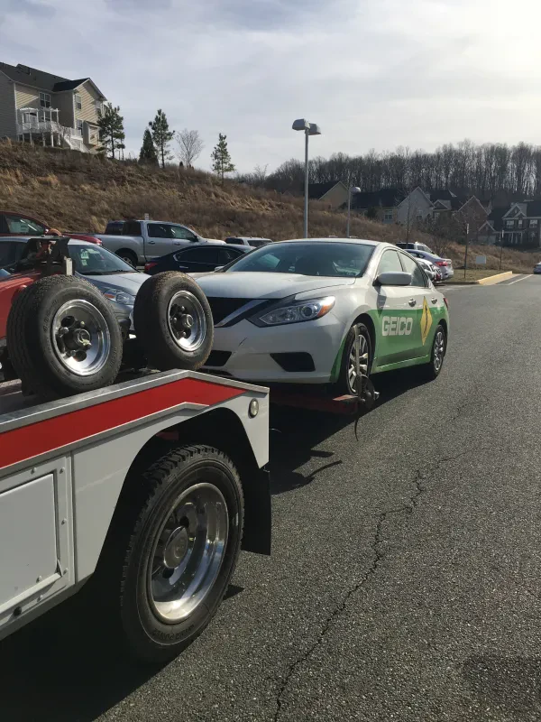 Auto Savers Towing & Recovery LLC - photo 4