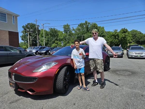 Auto Outlet Sales and Rentals - photo 2