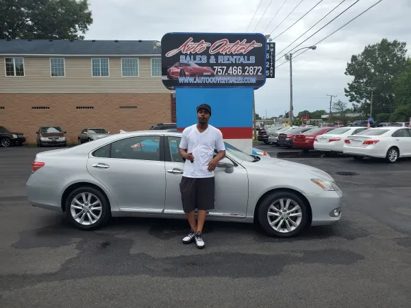 Auto Outlet Sales and Rentals - photo 4