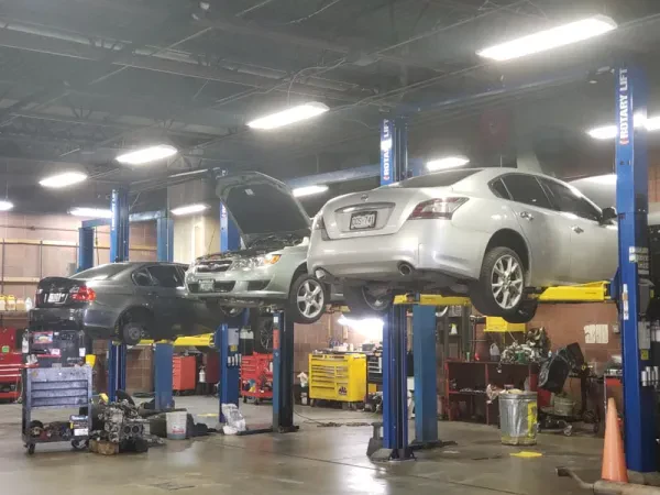 Saul’s Autotek Denver Tech Center Centennial | 7 Day Auto Repair Mechanics Greenwood Village | Car Truck RV SUV Service - photo 3