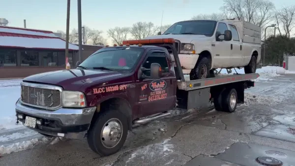 M&M Towing - photo 2
