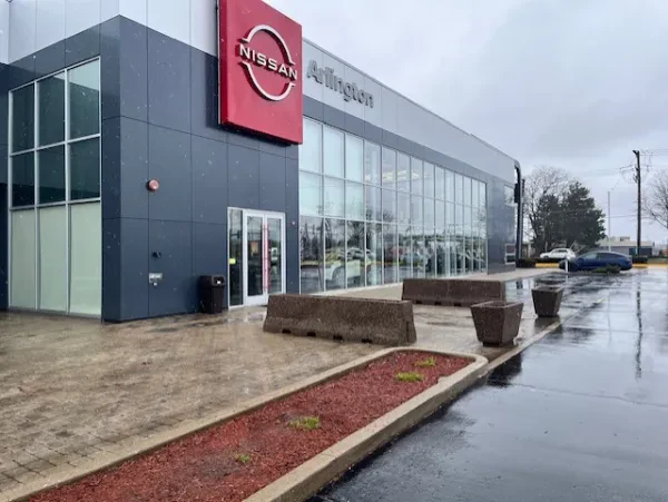 Arlington Nissan - photo 2