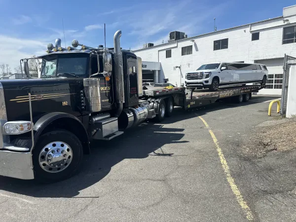 Mike's Towing & Recovery - photo 3