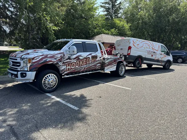 HOOKED UP TOWING & RECOVERY - photo 2