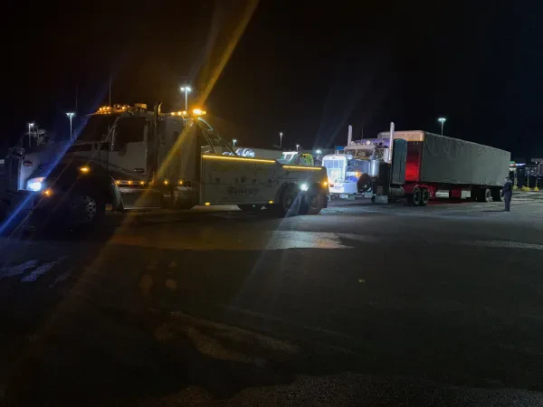Smith's Towing Service - photo 4
