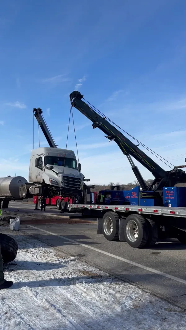 P.E.R. Towing and Recovery - photo 2