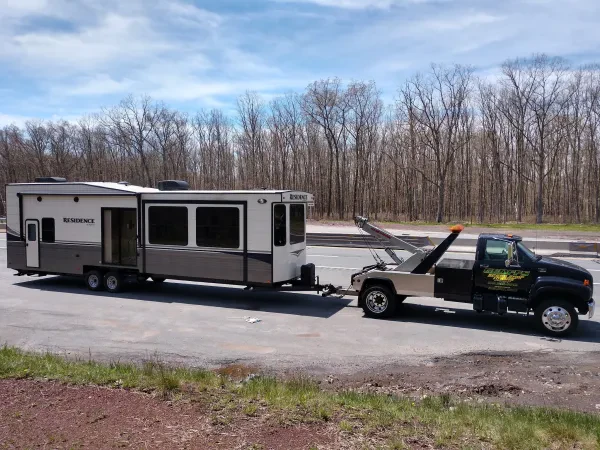 Geoff's Towing - photo 4