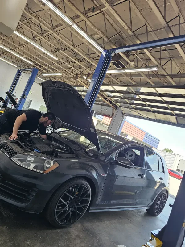 303 Auto Care - photo 4