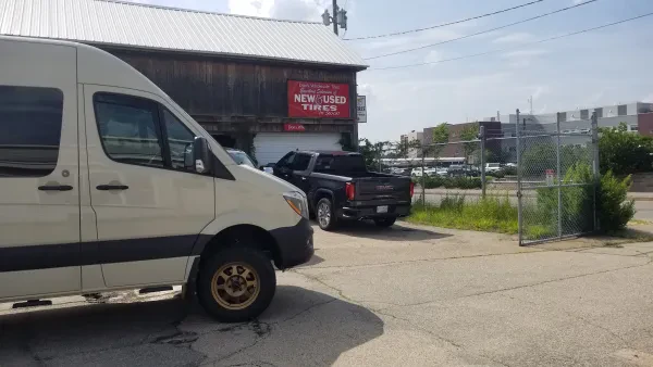Don's Wholesale Tires Inc - photo 3