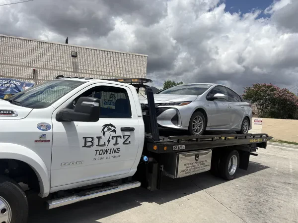 Blitz Towing & Roadside Inc - photo 3