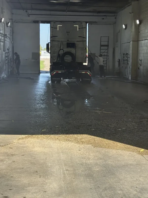 Eagle Truck Wash CH - photo 3