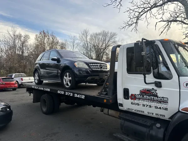 Valentinos Towing & Recovery - photo 4