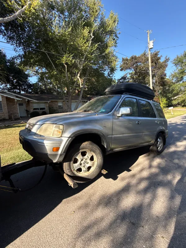 Fred Buys Junk Cars - photo 2