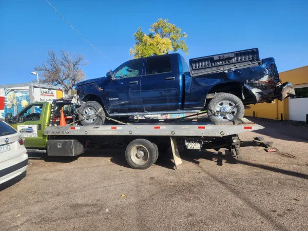 Hooked Up Towing - photo 2