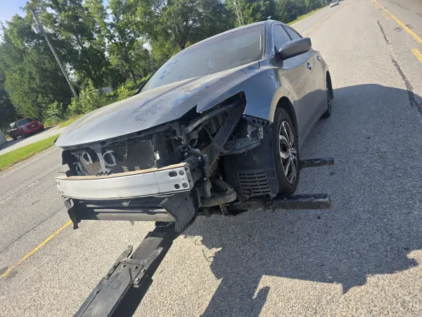 Brannon's Towing and Hauling - photo 3