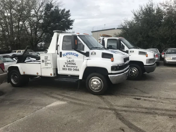 Superior Towing & Recovery LLC - photo 2