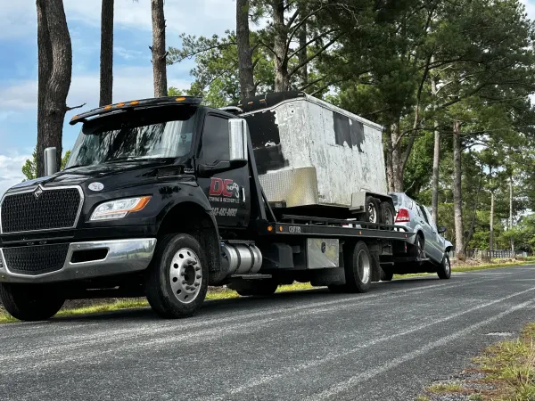 DC Towing & Recovery LLC - photo 2
