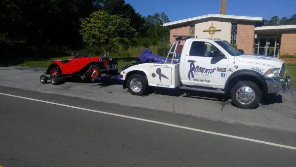 Roberts Towing & Transport, LLC - photo 2