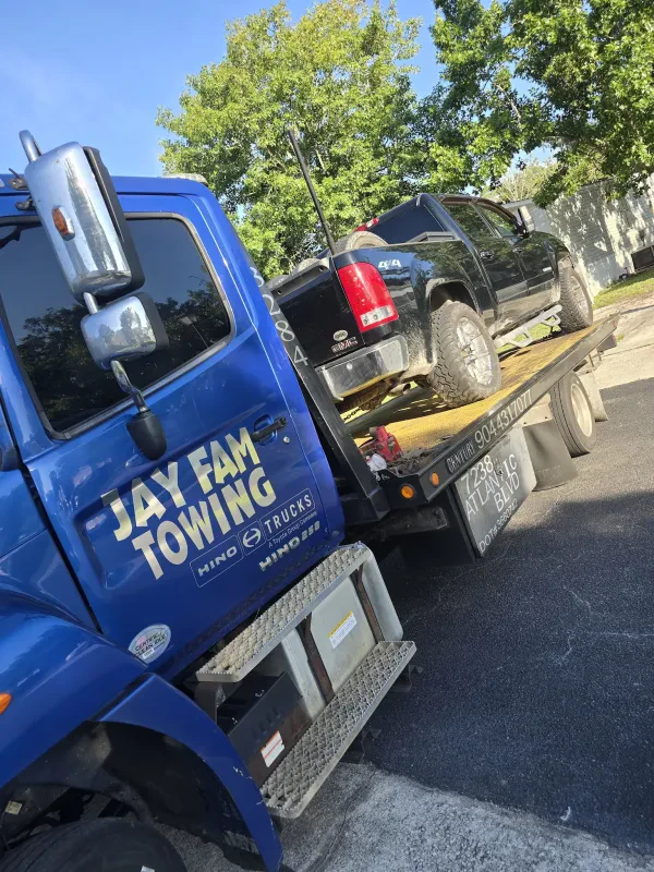 Jay Fam Towing - photo 2