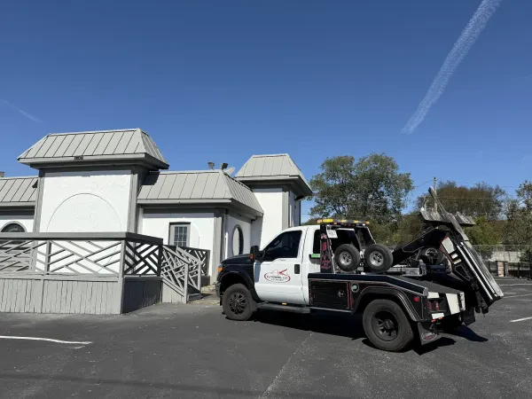 EJ TOWING LLC - photo 2