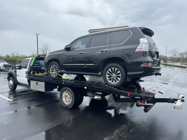 EJ TOWING LLC - photo 3