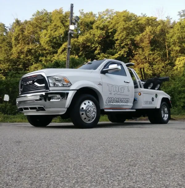 Tag Towing & Collision - photo 3