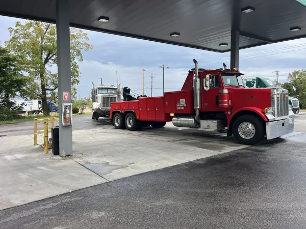 Falcon Towing & Recovery - photo 2