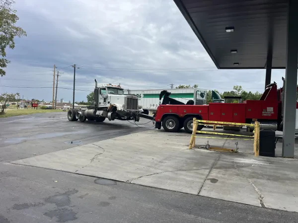 Falcon Towing & Recovery - photo 3