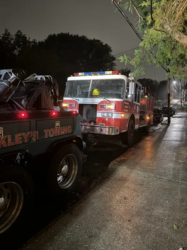 Lackley's Auto & heavy duty towing service - photo 3