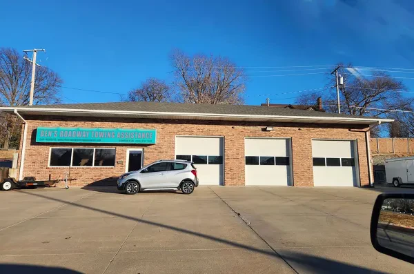 Ben's Roadway Towing Assistance - photo 2