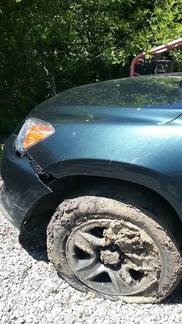 Jude's Custom Exhaust Auto Repair & Towing - photo 3
